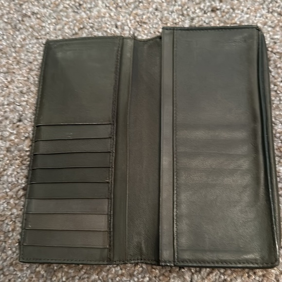 GUC Bottega Veneta Vintage Leather Wallet - Picture 2 of 13